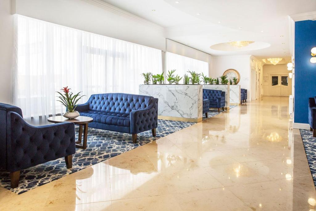 Diamond Coast Hotel Инишкрон Экстерьер фото