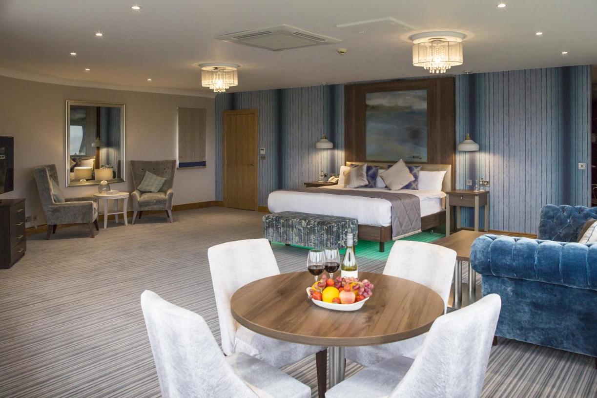 Diamond Coast Hotel Инишкрон Экстерьер фото