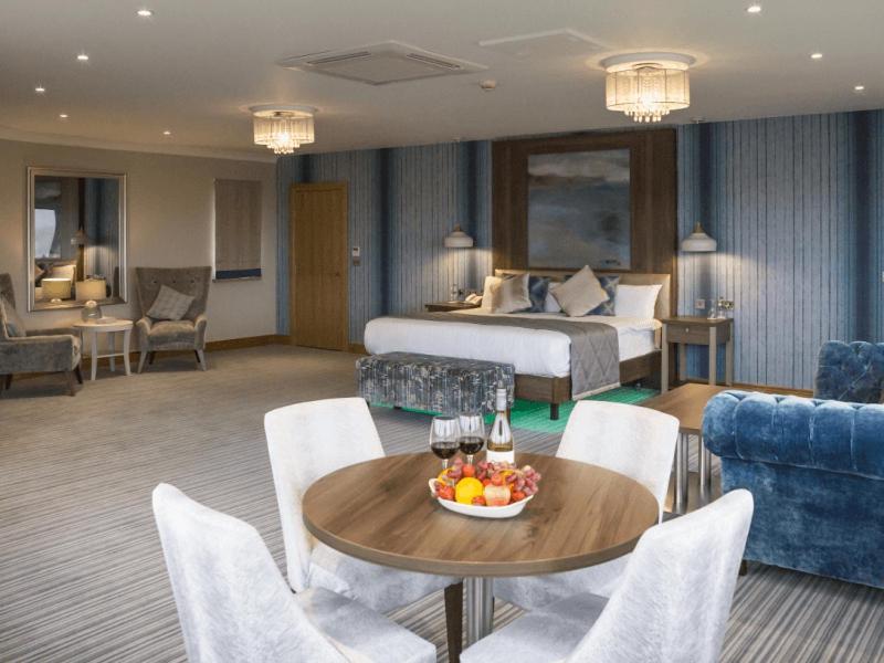 Diamond Coast Hotel Инишкрон Экстерьер фото