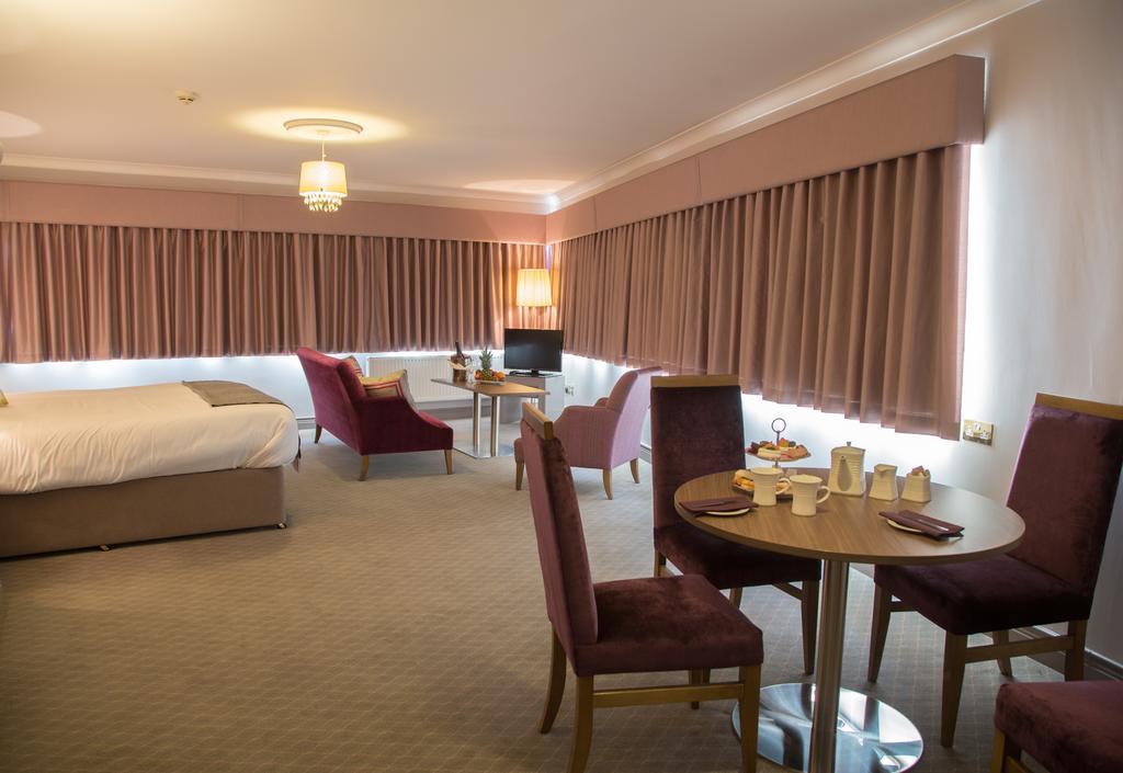 Diamond Coast Hotel Инишкрон Экстерьер фото