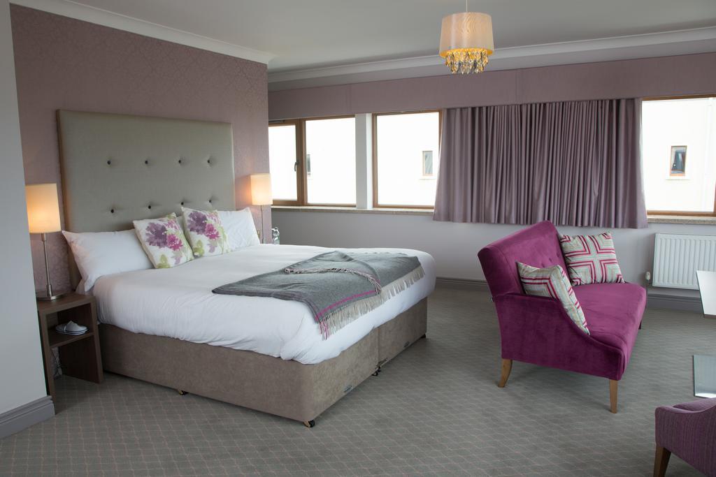 Diamond Coast Hotel Инишкрон Экстерьер фото